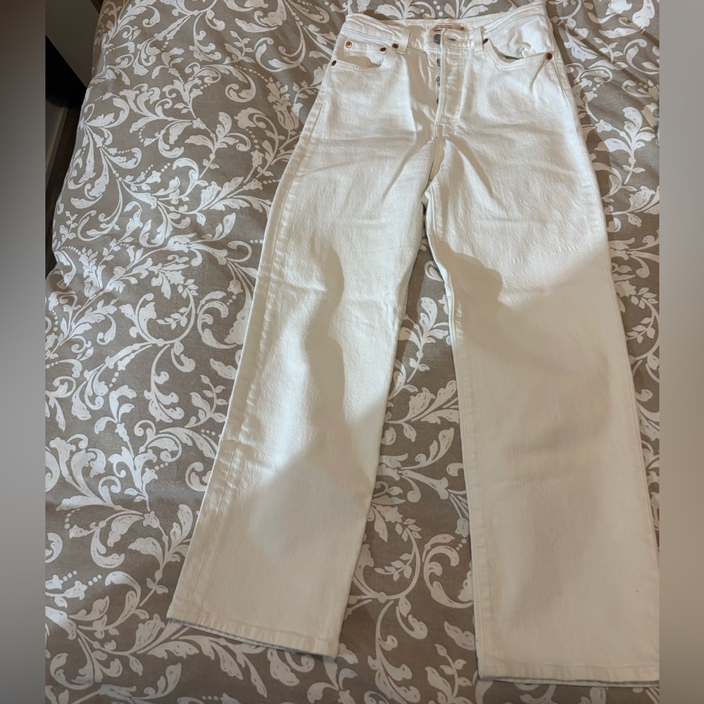 White Levis Jeans